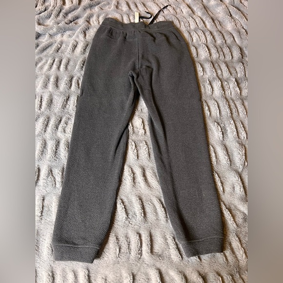 Like new Lululemon HR ribbed joggers - Picture 5 of 9